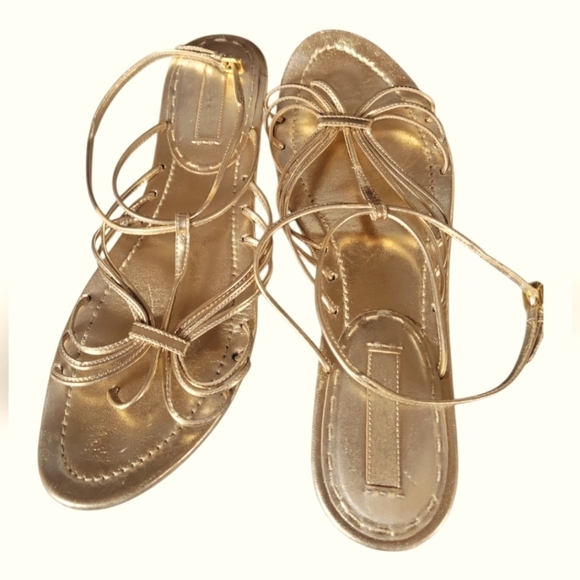 Prada Women's Elegant Gold Gladiator Style Ankle Buckle Strappy Sandals 38 1/2 - Picture 8 of 9